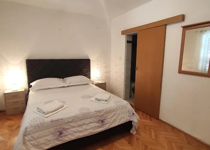 Jadranka Apartment *